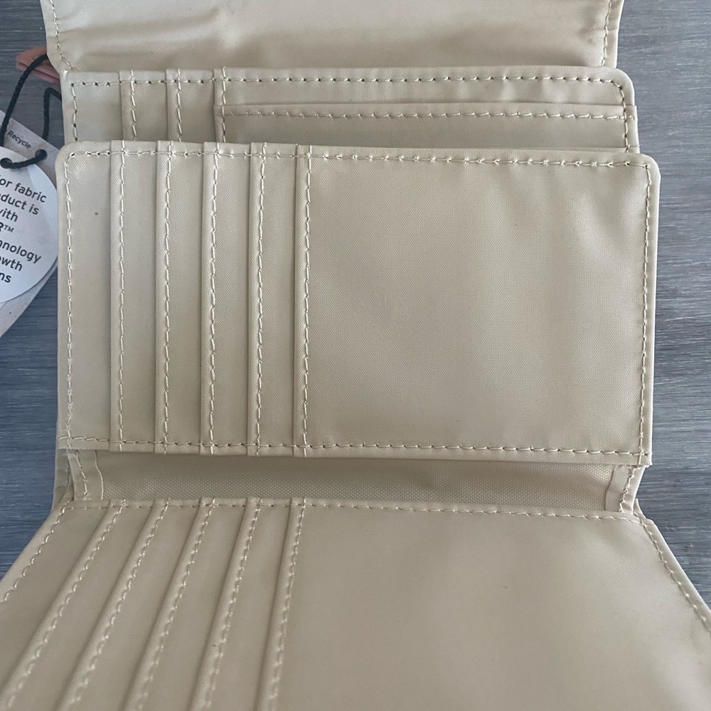 Mini Wallet - Picture 6 of 6